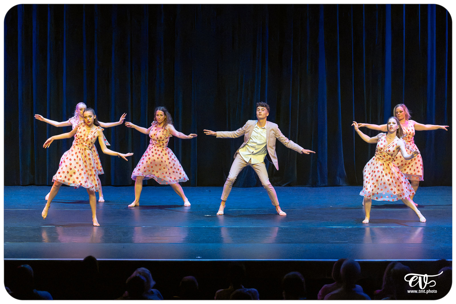 ECOLE DE DANSE CÉCILE ADAMOW